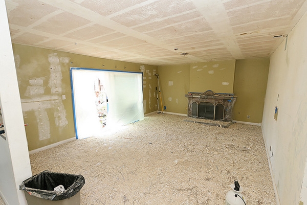 How To Get Rid Of Your Popcorn Ceiling 3 - Removing Popcorn Ceiling