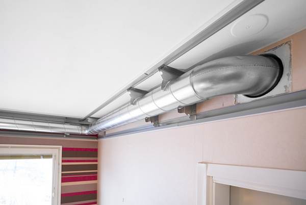 Duct Cleaning To Improve Indoor Air Quality 1